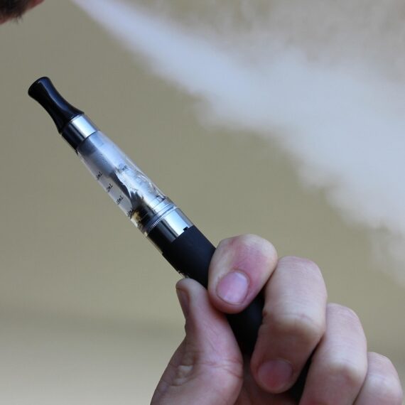 The Impact of Vaping on Your Oral Health