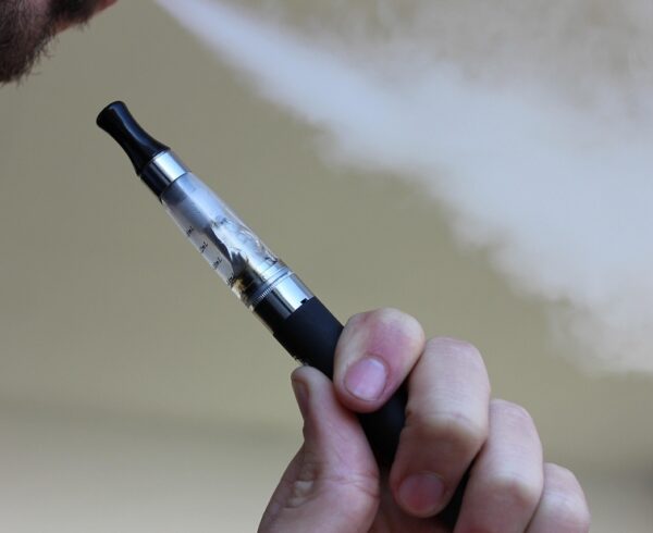 The Impact of Vaping on Your Oral Health